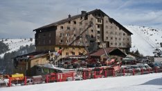 Деветима са арестувани за пожара със 76 загинали и 50 ранени в Турция