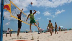 Над 20 училища се включиха в турнира по плажен волейбол във Варна