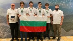 Успех! Варненче спечели сребърен медал от Международна олимпиада по физика