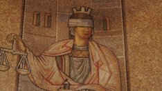 Осъдиха варненка за длъжностно присвояване на 3855 лева