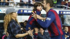 Шакира не вижда синовете си по месец  