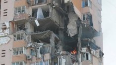 Ракета порази жилищен блок в Киев (ВИДЕО)