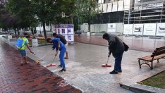 Измиха с четки и препарат ларгото на Варна