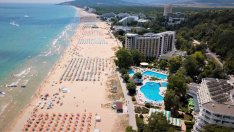 Плажът на Албена спечели международна награда от програма „Син флаг“