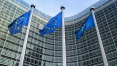 EK прекрати действието на Механизма за сътрудничество и проверка за България и Румъния