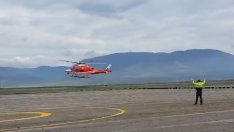 Пристигна третият медицински хеликоптер (СНИМКИ+ВИДЕО)