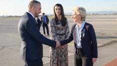 Председателят на ЕК пристигна в София