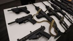 САЩ затягат контрола върху търговията с оръжия