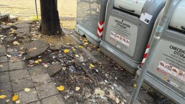 Тротоар създава опасност в центъра на Варна (СНИМКИ)