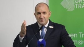 Радев проговори дали и кога може да създаде партия