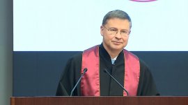  Валдис Домбровскис: Пътят на България към еврото е белязан от стабилен напредък