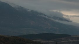 Температурите тръгват надолу през следващите дни