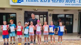 Варненци обраха медалите на регионално първенство по тенис 