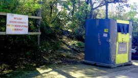 Гневни варненци с послание: Вкъщи около кофата ли си хвърляте боклука? 