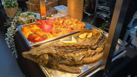 "Toха" взе приз за цялостно представяне на кулинарния фес за Никулден във Варна (СНИМКИ)