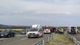 След катастрофа: Тригодишно дете е с опасност за живота