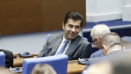 Приеха оставката на Кирил Петков
