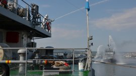 "Бриз 2025": Посрещнаха Росен Желязков на Морската гара с военен ритуал