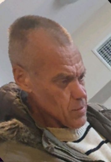 50-годишният Ники го няма от седмица. Бил в Дом за болни хора във Варна