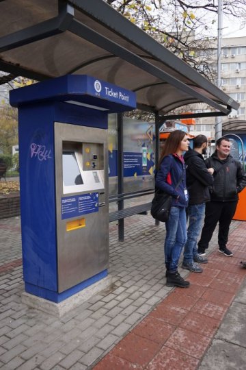 83 автобусни спирки във Варна вече имат Wi-Fi покритие