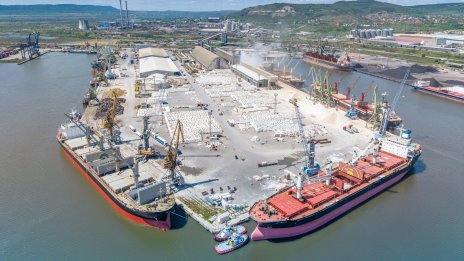 Навършват се 52 години от откриването на Пристанище Варна-Запад