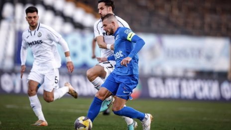 Славия разгроми Спартак Варна с 4:0