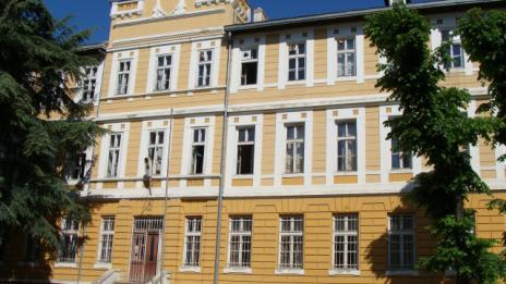 Първият звънец няма да удари и днес в НУИ "Добри Христов" във Варна