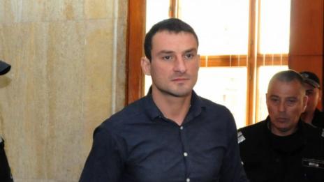 Перата – чист! Не грабил мигранти, бил нападнат от тях