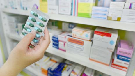 Във Варна: Почти всички аптеки са свързани вече към системата за верификация