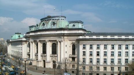 Шефовете масово недоволни от младите висшисти