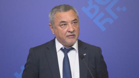 Валери Симеонов: Има друг министър с евтин имот, Бойко да се огледа  