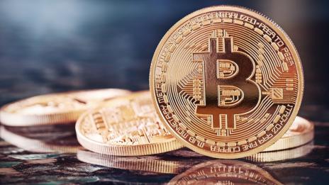 Курсът на биткойна достигна исторически максимум