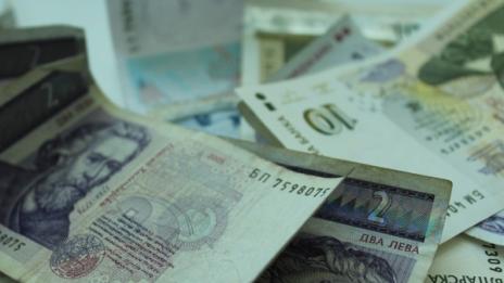 Баба от Генерал Тошево хариза 8500 лв. на непознат