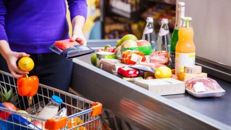 Голяма верига супермаркети у нас спира от продажба всички руски стоки