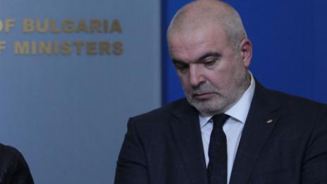  700 непълнолетни на отчет за тежки престъпления