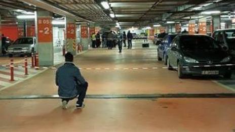 Откриха колата на грабителите, задигнали 400 хил. в мола