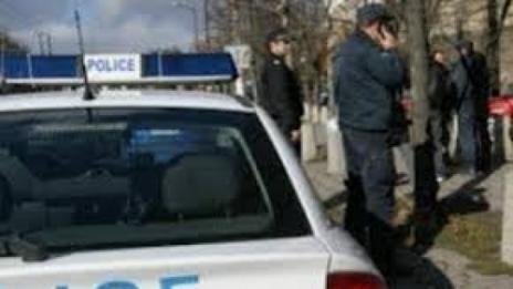 Разследват смъртта на мъж в с. Петров дол