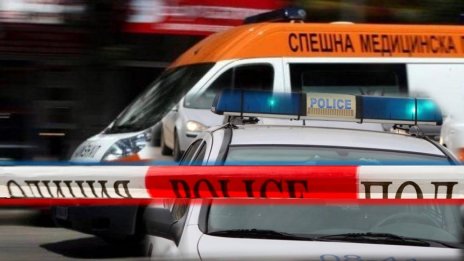 Откриха мъртви в дома им майка и дъщеря