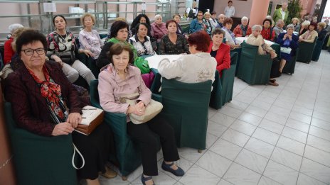 Община Варна отбеляза Международния ден на възрастните хора