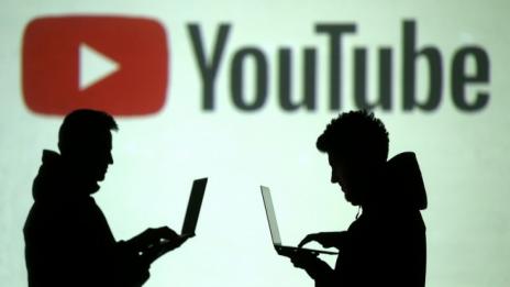 Обвиниха YouTube в събиране на лични данни на деца