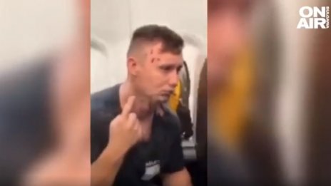 Тайсън преби пътник в самолет (ВИДЕО)
