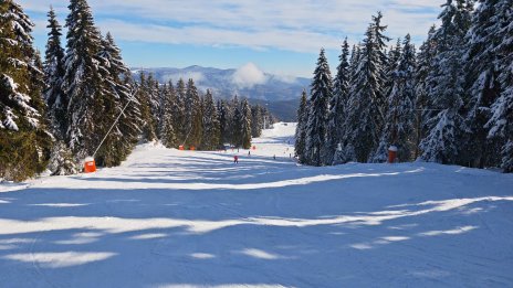 Зимният сезон в курортите ни приключва