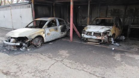 Драснаха клечката на 2 коли в Русе