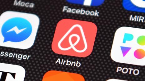 Компанията Airbnb започва проверка на всичките си 7 млн. обекта