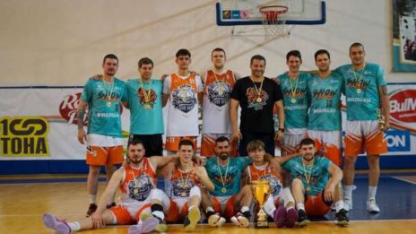 Шоутайм спечели титлата в регион "Изток"