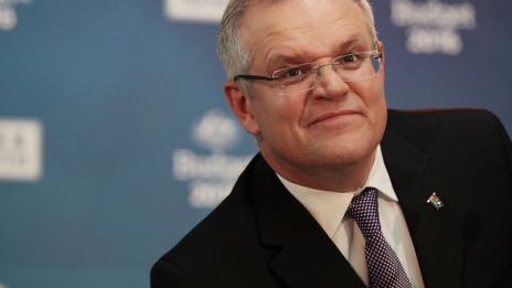 Замериха премиера на Австралия с яйце (ВИДЕО)