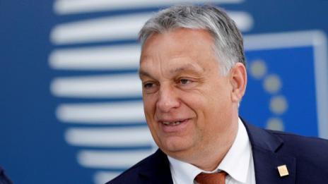 Корупционен скандал и секс афера разтърсват "системата Орбан"