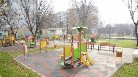 Завършиха новите площадки в 4 детски ясли във Варна
