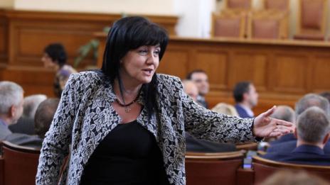 Цвета Караянчева е новият председател на Народното събрание