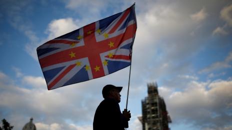 В страх от твърд Brexit: Всеки пети британец се запасява с храна  